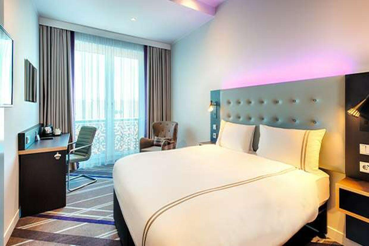 Premier Inn Luebeck City Stadtgraben Екстер'єр фото