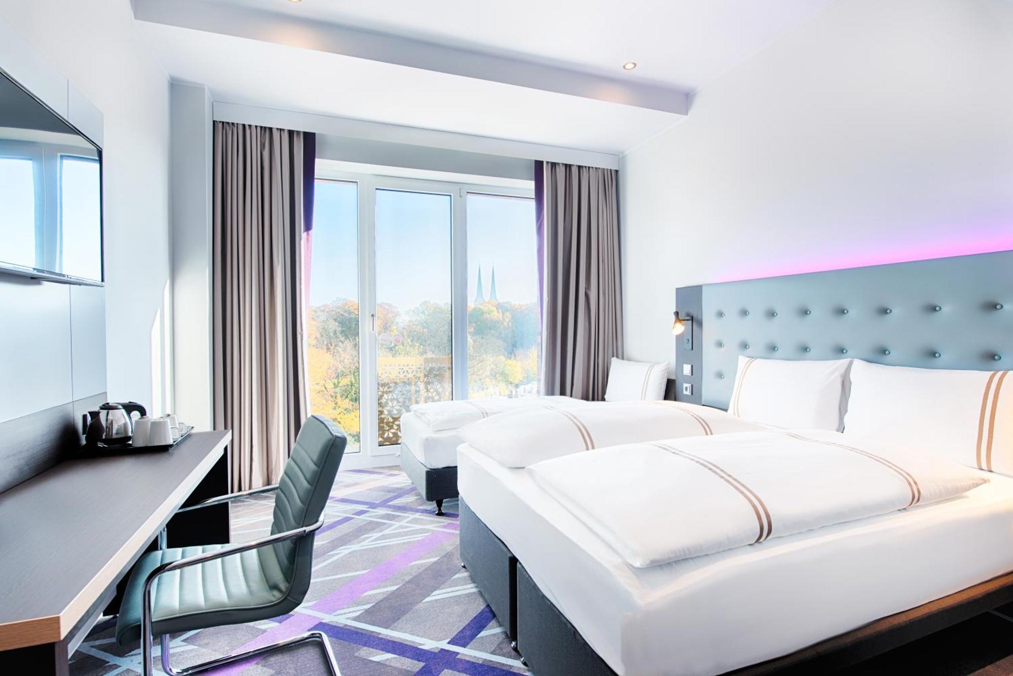 Premier Inn Luebeck City Stadtgraben Екстер'єр фото